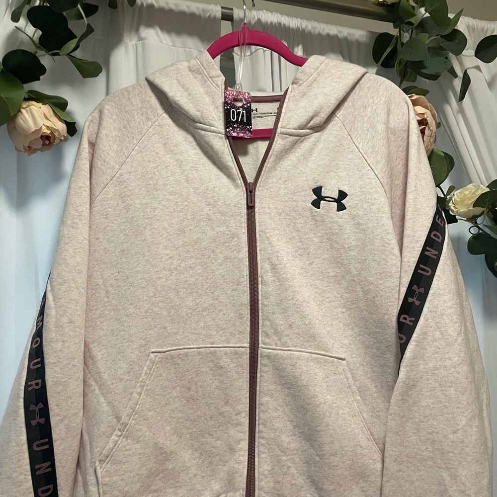 71 - Under Armor - Hooded Sweatshirt - Pink - XL